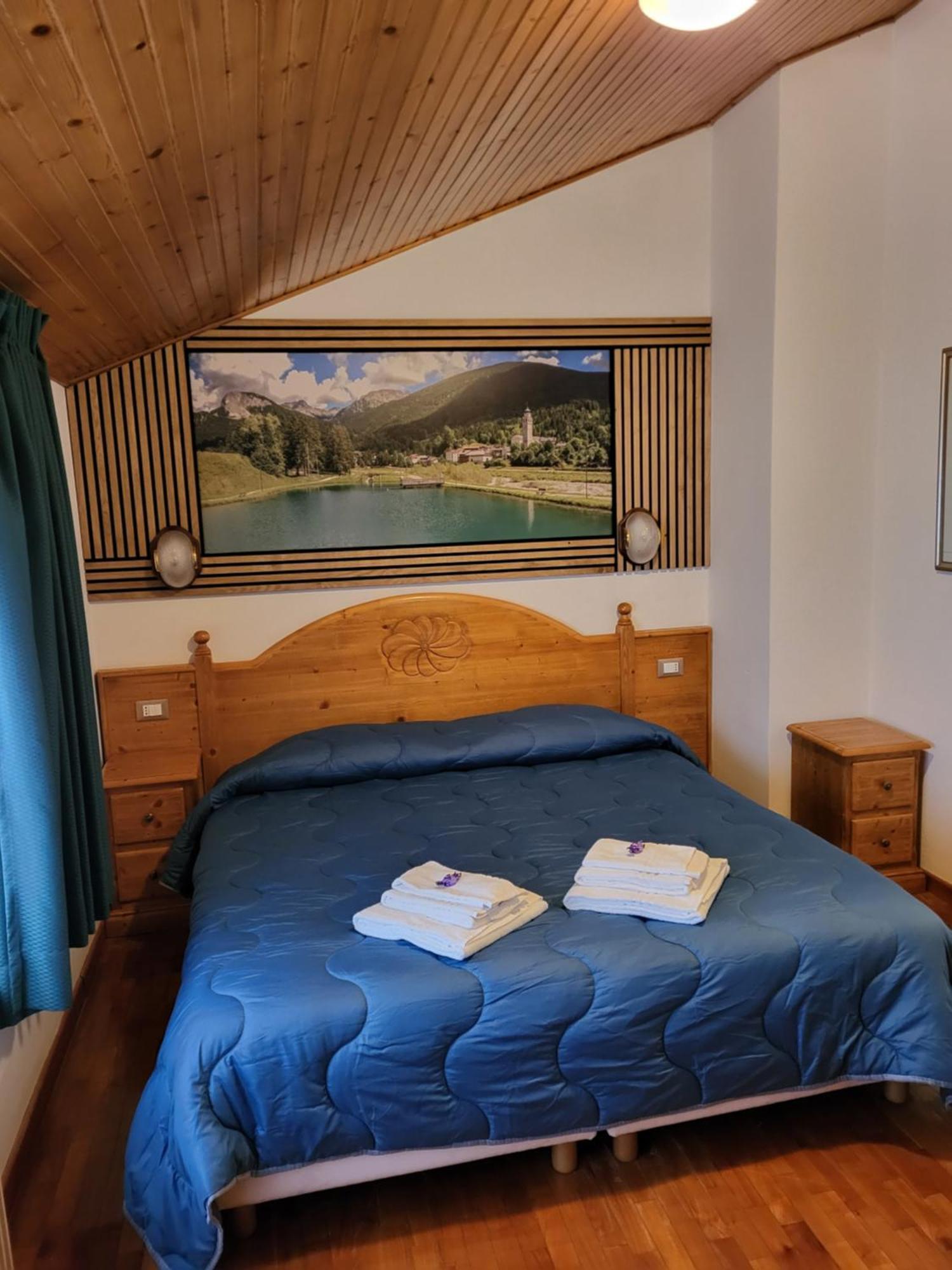 Albergo Meuble Tarandan Forni di Sopra Exterior photo