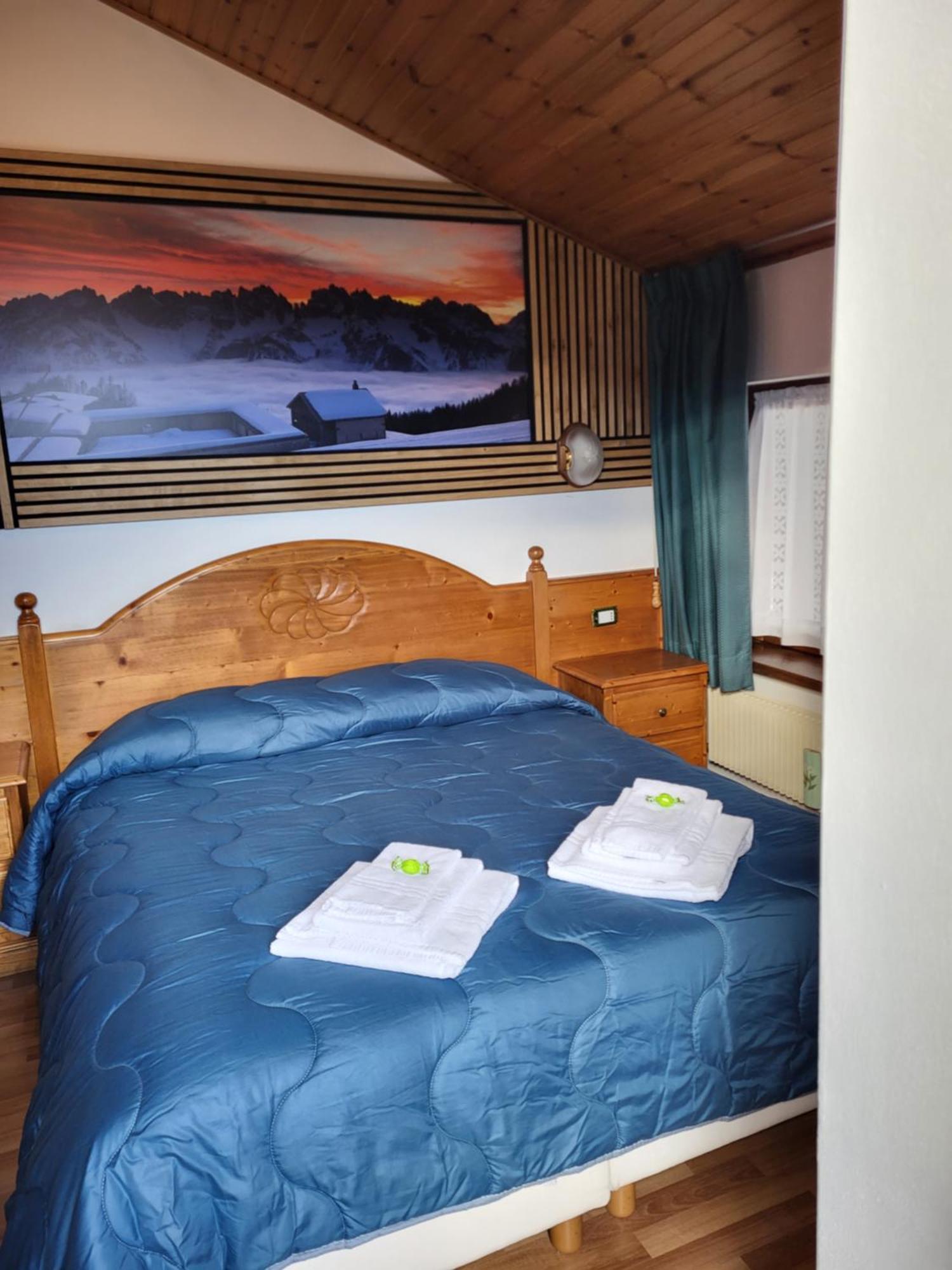 Albergo Meuble Tarandan Forni di Sopra Exterior photo