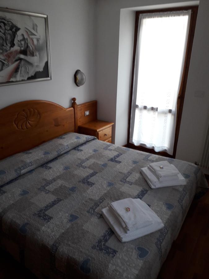 Albergo Meuble Tarandan Forni di Sopra Exterior photo